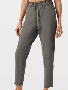 Lululemon Womens Keep Moving Pant Jogger 7/8 High-Rise Grey Sage Sz 4